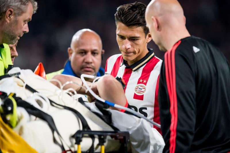 Shaw loopt dubbele beenbreuk op tegen PSV