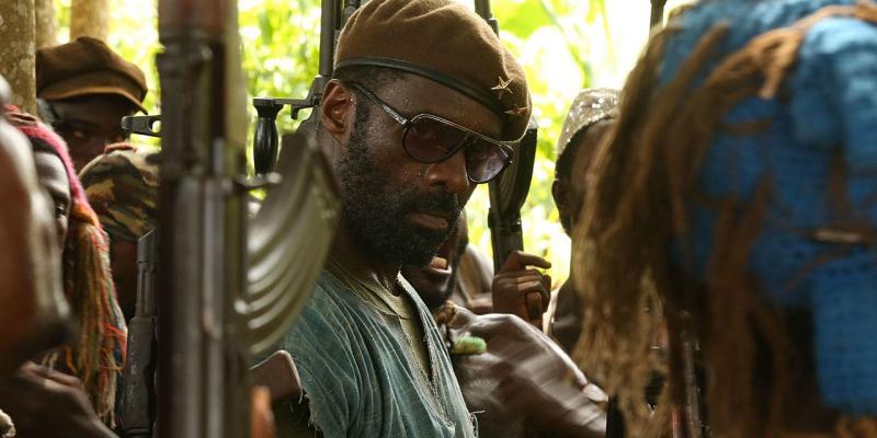 Idris Elba als 'Commandant' in Beasts of No Nation (Foto: Esquire.com)