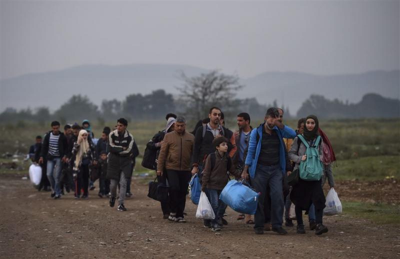 Grieken komen met registratiecentra migranten