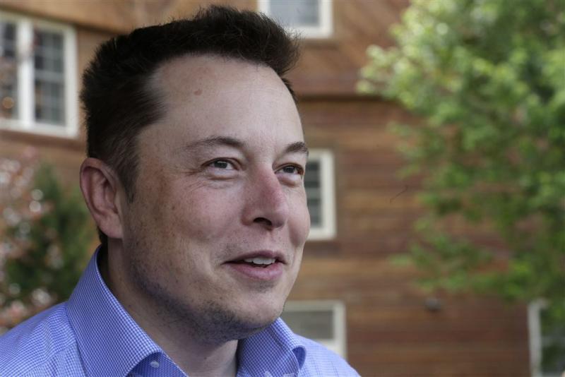 Elon Musk opent tweede Teslafabriek Tilburg