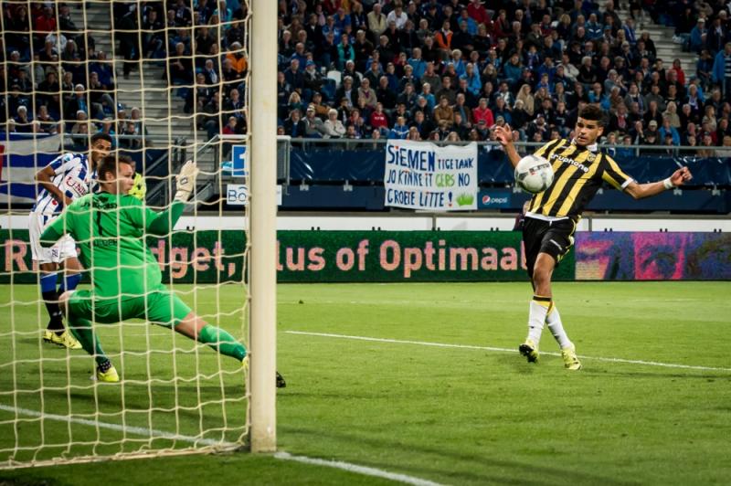 Solanke miste de grootste kans voor Vitesse op de zege (Pro Shots/Ronald Bonestroo)