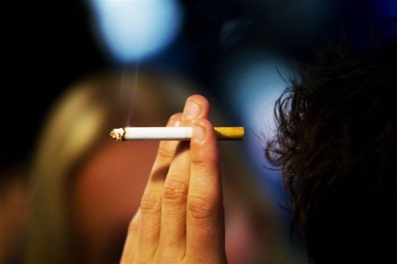 'Laagopgeleide zwangere vrouw blijft roken'