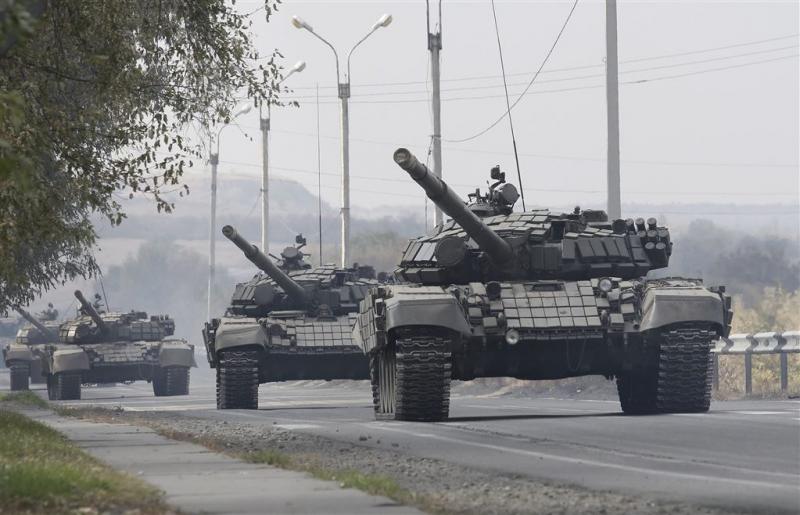 Rebellen Donetsk trekken zware wapens terug