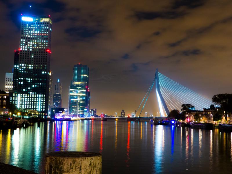 Rotterdam by night - Erasmusbrug