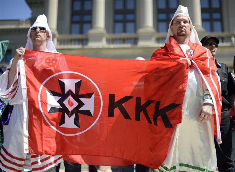 Anonymous gaat leden Ku Klux Klan ontmaskeren