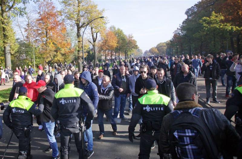 Arrestaties bij azc-betoging Enschede