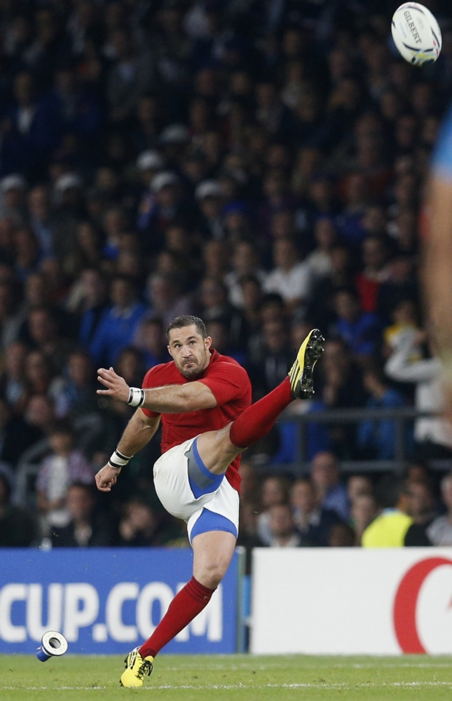 De Fransman Scott Spedding laat zien dat rugby soms net ballet is (Pro Shots / Action Images)