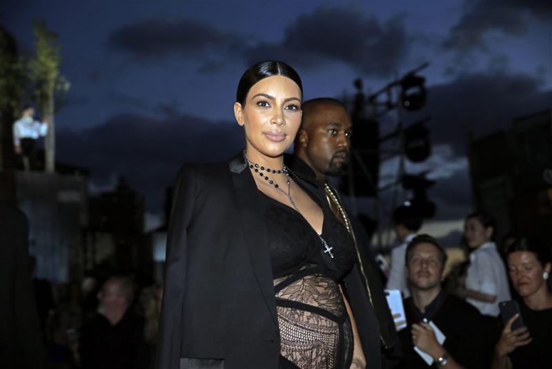 Kim Kardashian flink aangekomen