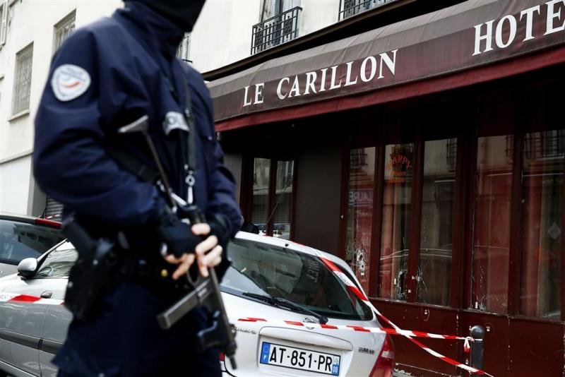 'Vrouw onder plegers aanslagen Parijs'