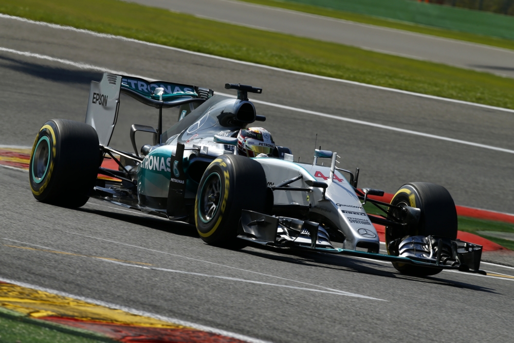 Lewis Hamilton snelste in VT3 GP van Brazilië (Pro Shots/Zuma Sports Wire)