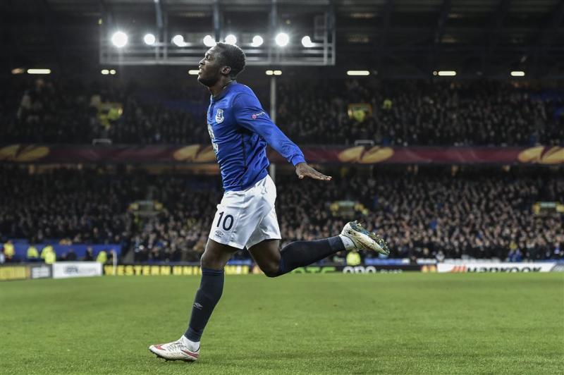 Lukaku jubileert met treffer voor Everton