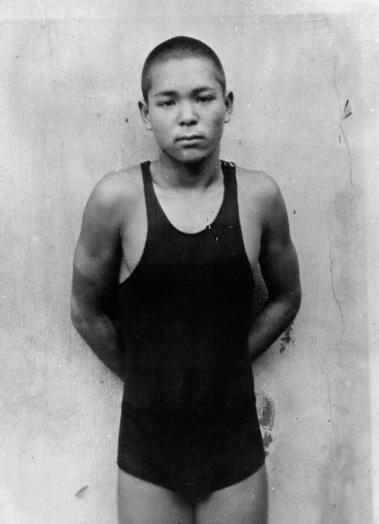 Kuzuo Kitamura, de jongste mannelijke winnaar van individueel olympisch goud ooit (WikiCommons/Capsot)