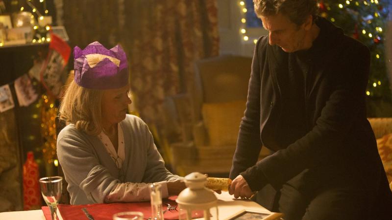 Doctor Who: Last Christmas - een oude Jenna Coleman met Peter Capaldi
