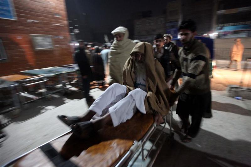 Tientallen gewonden na aardbeving Pakistan