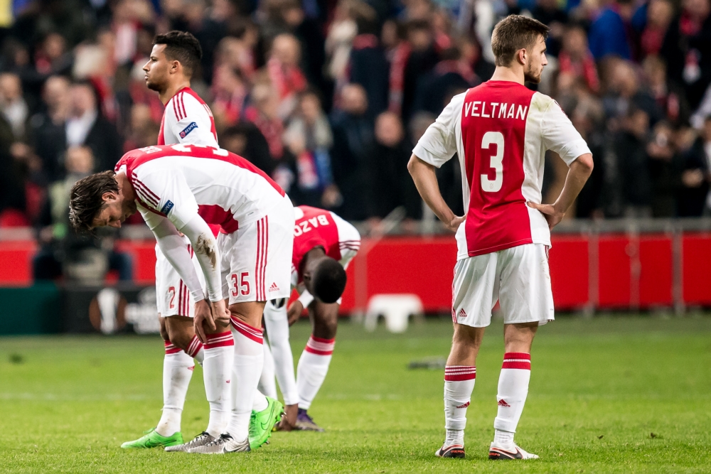 Grote teleurstelling bij de spelers van Ajax (Pro Shots / Erwin Spek)