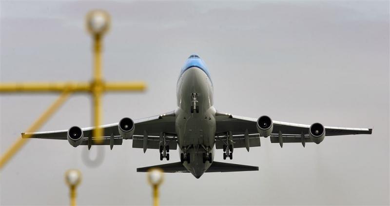 Passagier KLM-toestel verwondt co-piloot