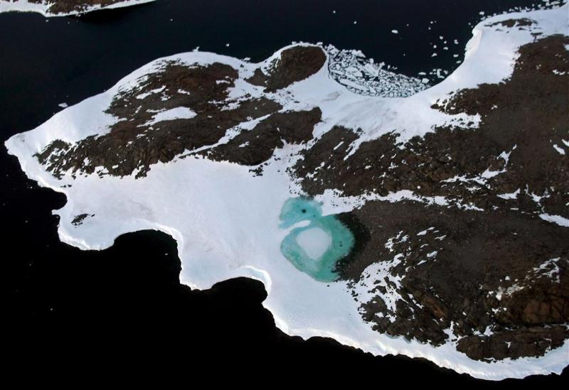 'Smeltende ijsbergen remmen opwarming aarde'