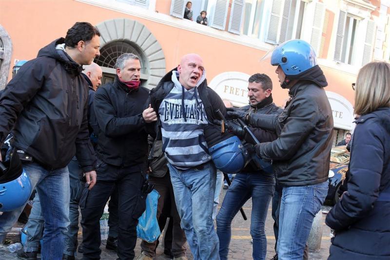 Proces tegen Feyenoord-fans in Rome