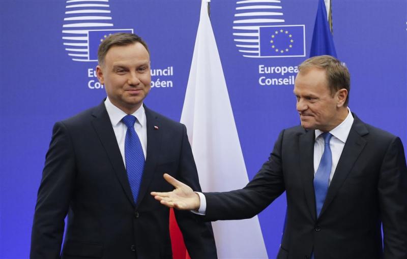Tusk niet erg blij met onderzoek wetten Polen