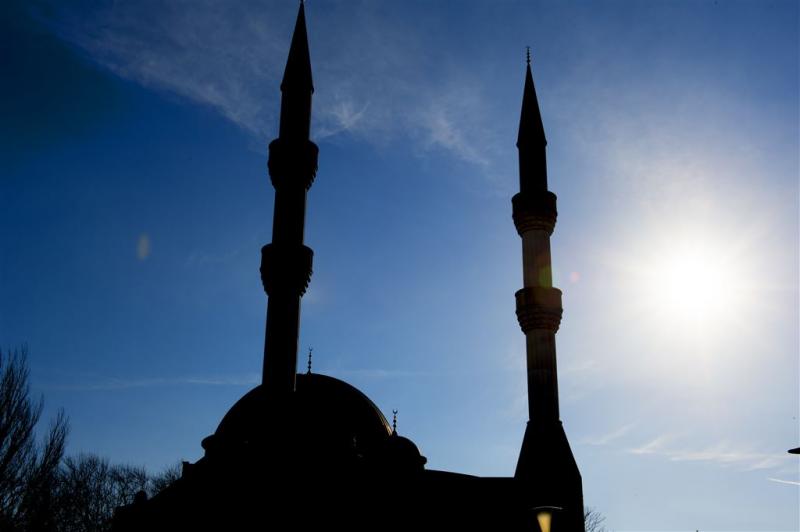 Bewoners rond moskee testen geluid 