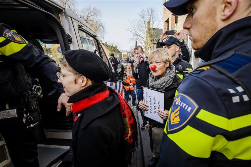 Vrouwen aangehouden bij actie Wilders
