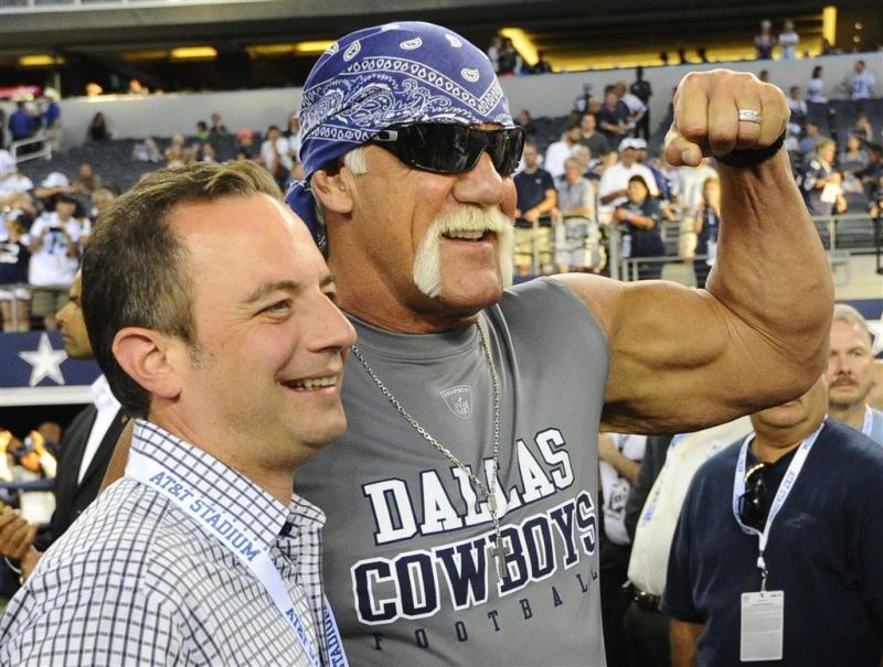 Hulk Hogan prijst leningen aan