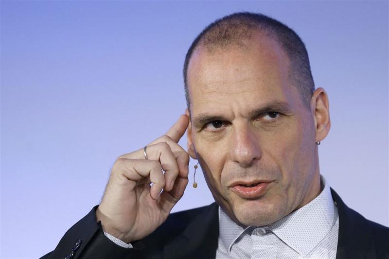 Varoufakis licht Europaplan toe in Amsterdam