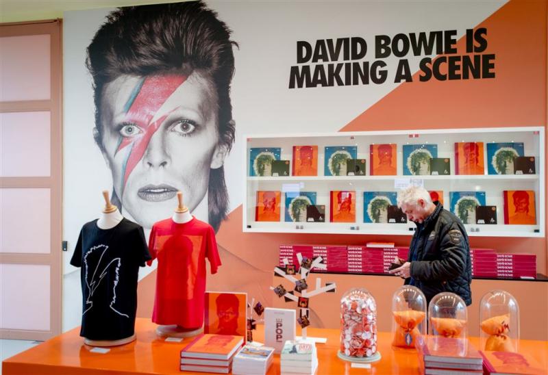 David Bowie langer in het Groninger Museum