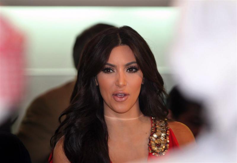 Kim Kardashian houdt zoon nog buiten beeld