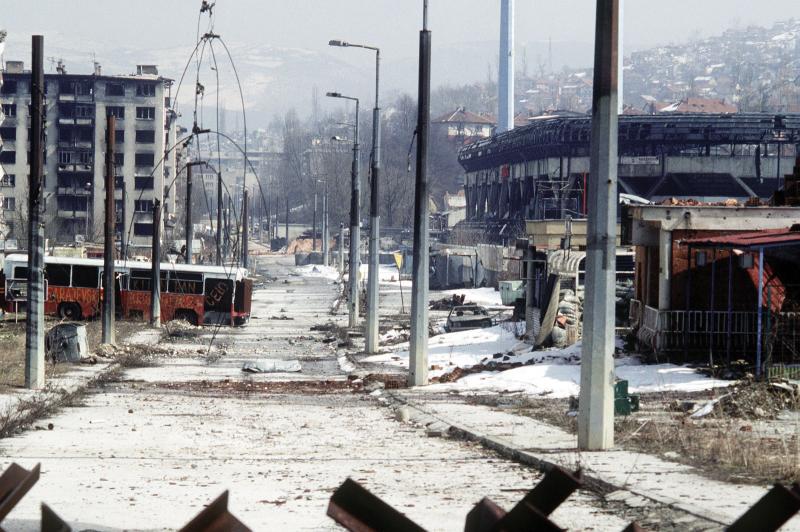 Grbavica, een voorwijk van Sarajevo (Foto: Encyclopædia Britannica Online)