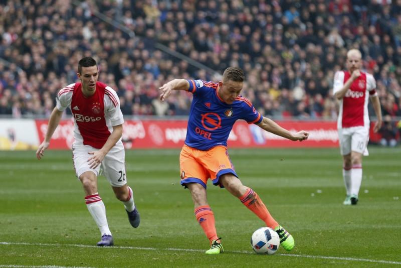 Toornstra schoot Feyenoord al vroeg op voorsprong (PROSHOTS/ Stanley Gontha)