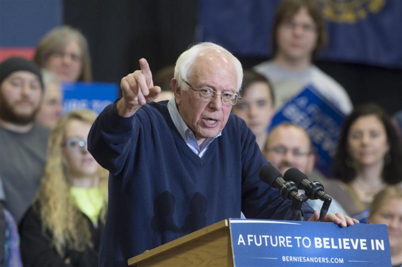 Sanders wil af van 'seksistische' aanhangers