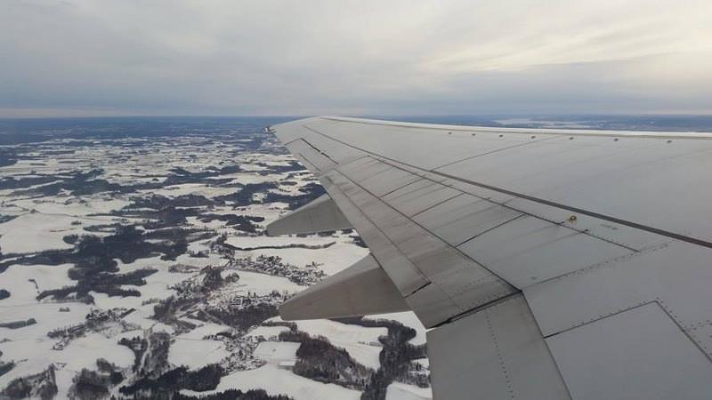 Vliegtuiguitzicht (Foto: Dyfna)