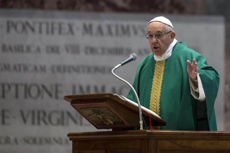 Paus stapt over van WhatsApp naar Telegram