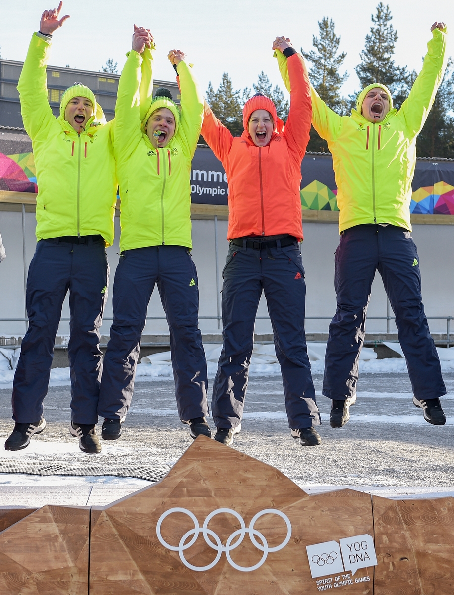 Orlamünder, Gubitz, Tiebel en Heider kunnen juichen op het podium in Lillehammer (Foto: YIS/Pietro Montanarella)