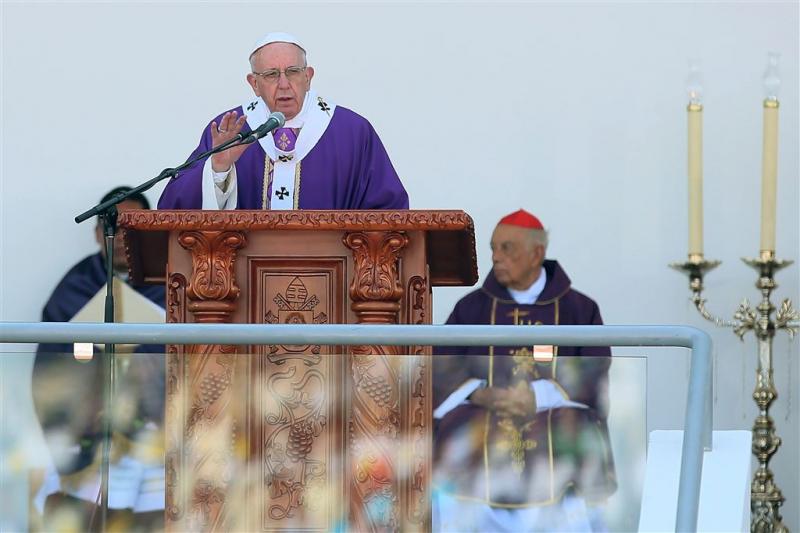 Paus in Mexico: Jezus wil geen huurmoorden