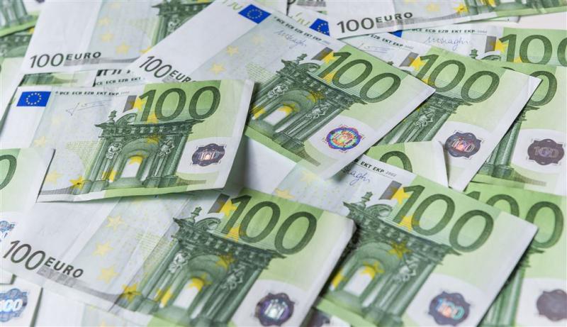 Automobilist gepakt met 170.000 euro in doos