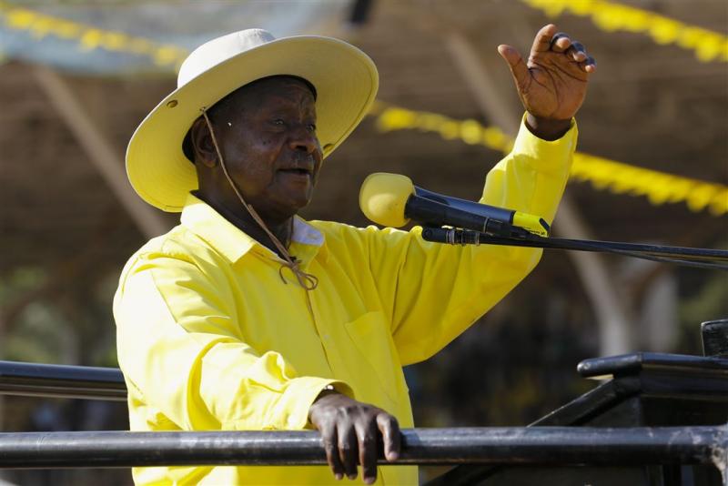 President Uganda wint verkiezingen