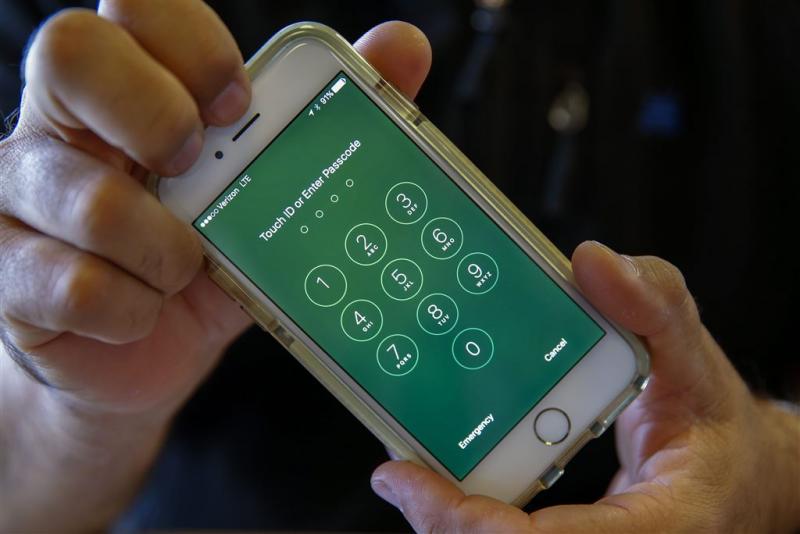 Apple houdt vast aan besluit over iPhone