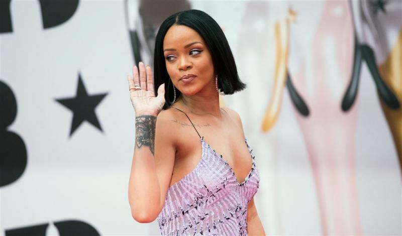 Rihanna verslaat Lil' Kleine en Ronnie Flex