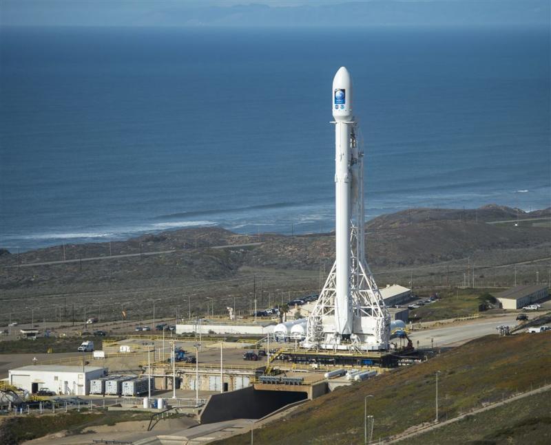 SpaceX blaast lancering op laatste moment af