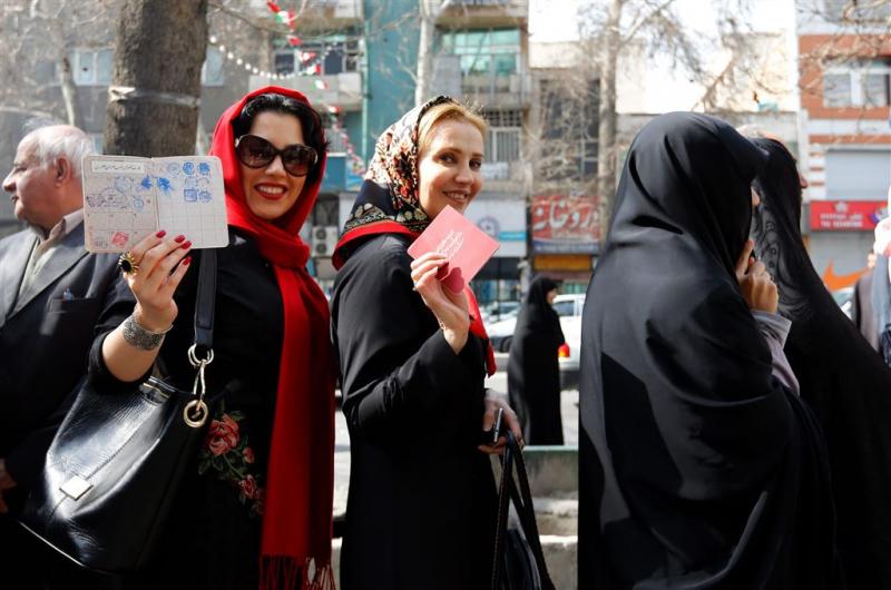 Teheran stemt massaal voor hervormingen