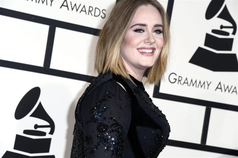 Adele begonnen aan wereldtournee