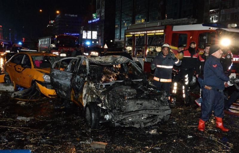 Facebook en Twitter plat na aanslag Ankara