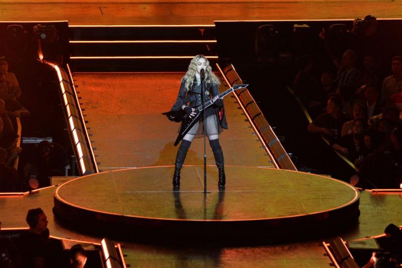 Madonna ontkent dronkenschap op podium
