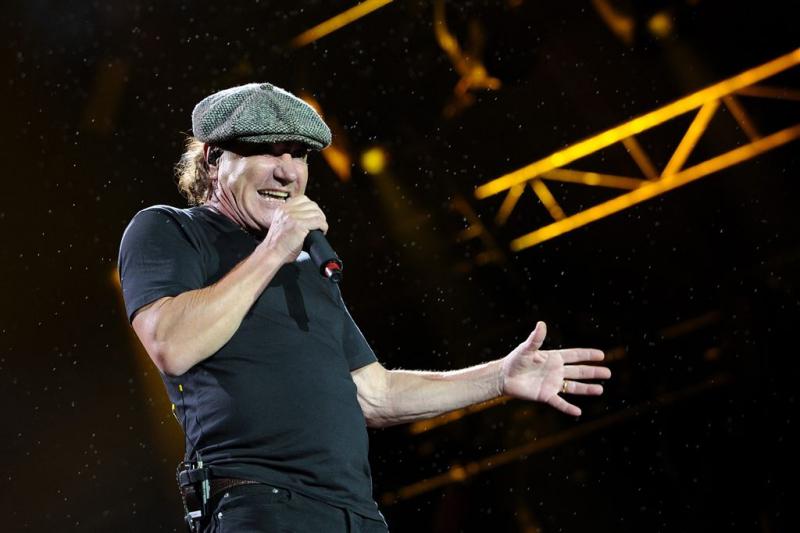 'Brian Johnson aan de kant gezet door AC/DC'