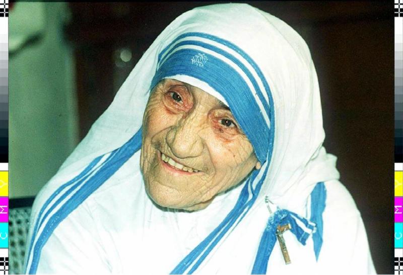 Moeder Teresa in september heilig verklaard