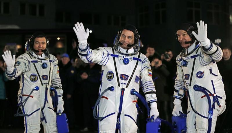 Amerikaans-Russisch team vertrokken naar ISS