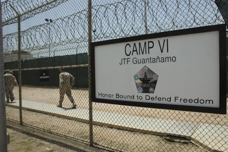 VS laten groep gevangenen Guantanamo vrij