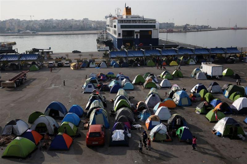 Gewonden bij gevechten Grieks migrantenkamp